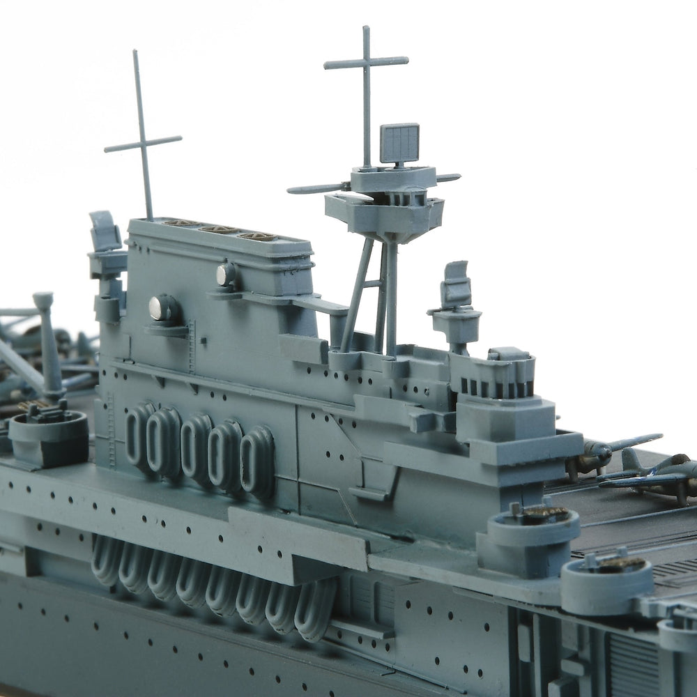 Tamiya 1/700 US Aircraft Carrier Yorktown Plastic Model Kit (ONLINE ORDER ONLY)