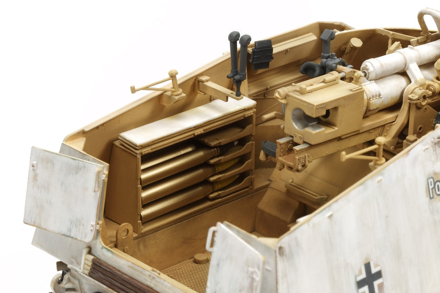 Tamiya 1/35 Nashorn Heavy Tank Destroyer Plastic Model Kit (ONLINE ORDER ONLY)