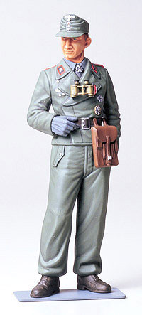 Tamiya 1/16 Wehrmacht Tank Crewman (ONLINE ORDER ONLY)