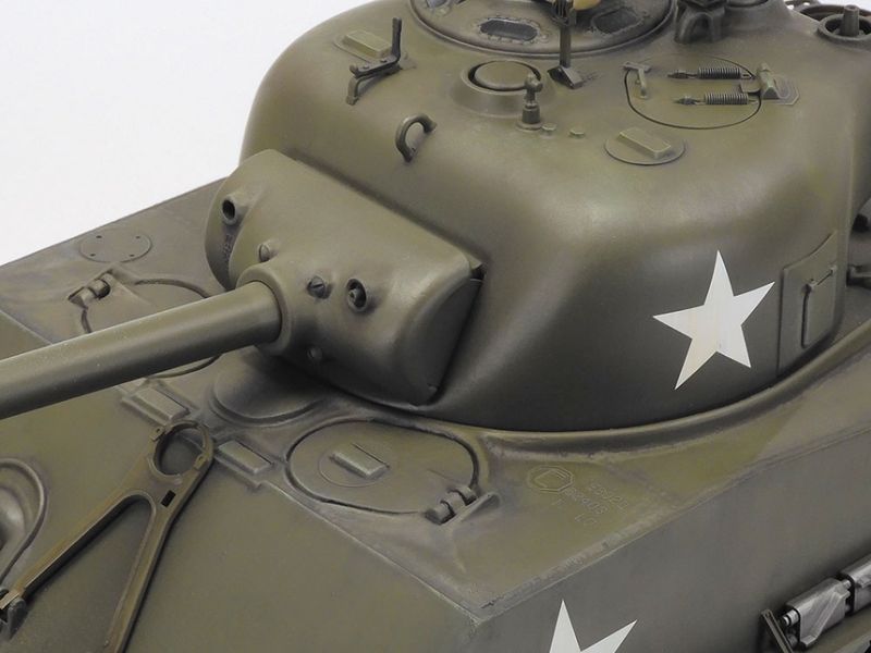 Tamiya 1/16 R/C M4 Sherman 105mm Howitzer (Mechanical Steering 56048 (ONLINE ORDER ONLY)