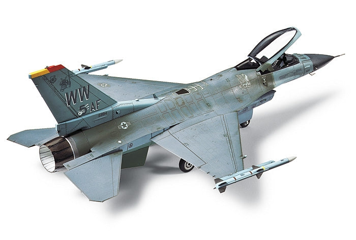 Tamiya 1/72 F-16 CJ Fighting Falcon Plastic Model Airplane Kit (ONLINE ORDER ONLY)