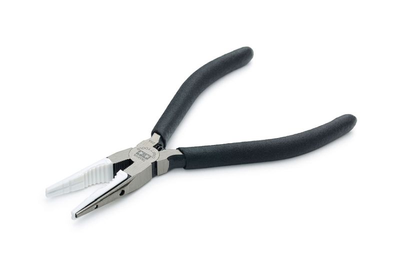 Tamiya Non-Scratch Long Nose Pliers II 74166 (ONLINE ORDER ONLY)