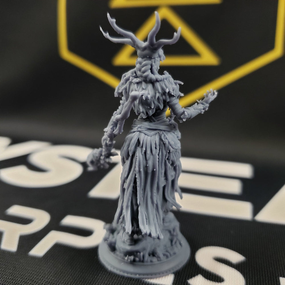 Turak'tali, Colossal Druid of the Valley (Female Goliath Druid) (Online Order Only)
