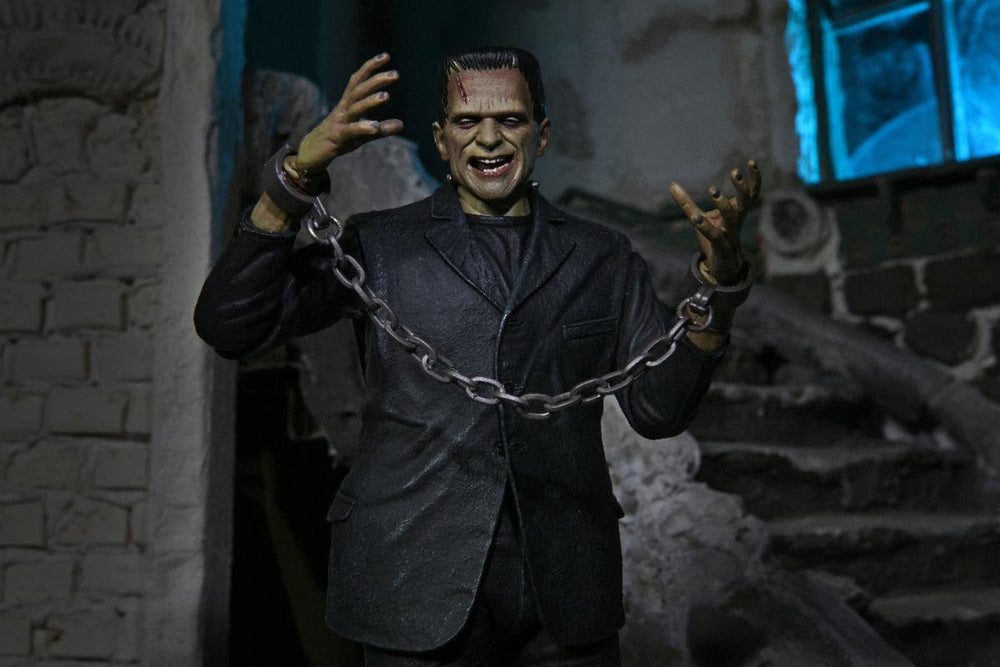 NECA Universal Monsters: Ultimate Frankenstein's Monster (COLOR) (ONLINE ORDER ONLY)