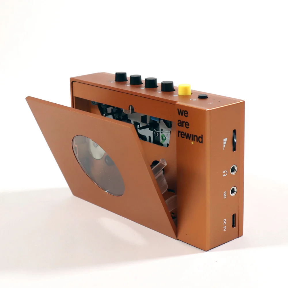 Portable BT Cassette Player Serge [Cassette Player] (ONLINE ORDER ONLY)