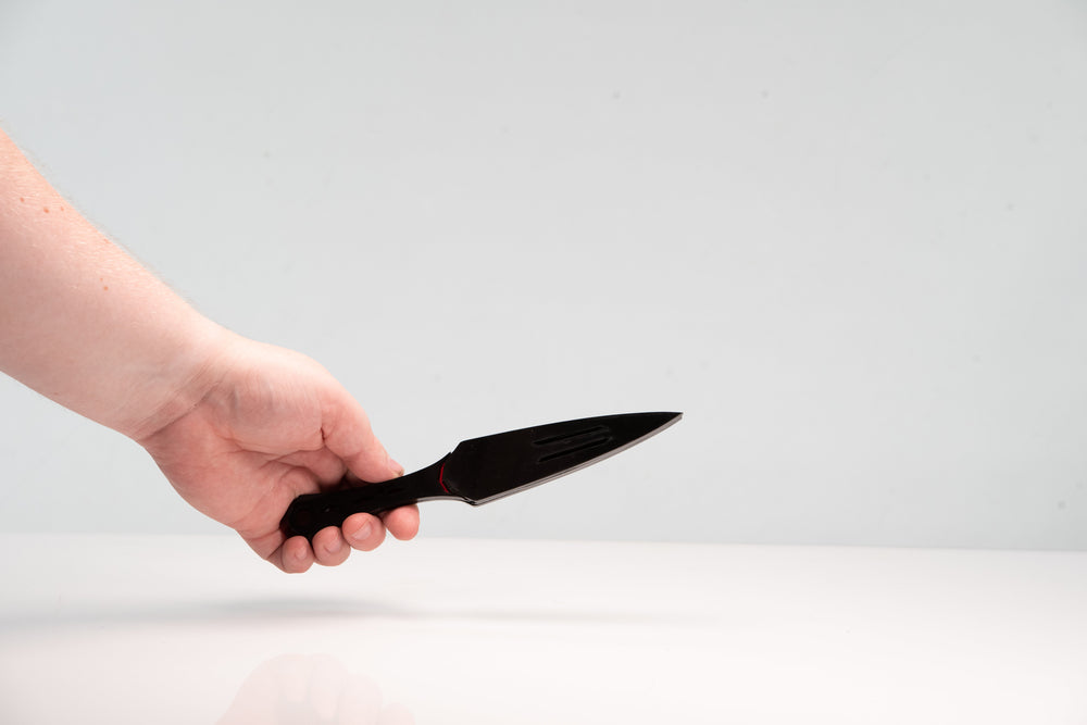 Mandalorian Throwing Dagger Prop (ONLINE ORDER ONLY)