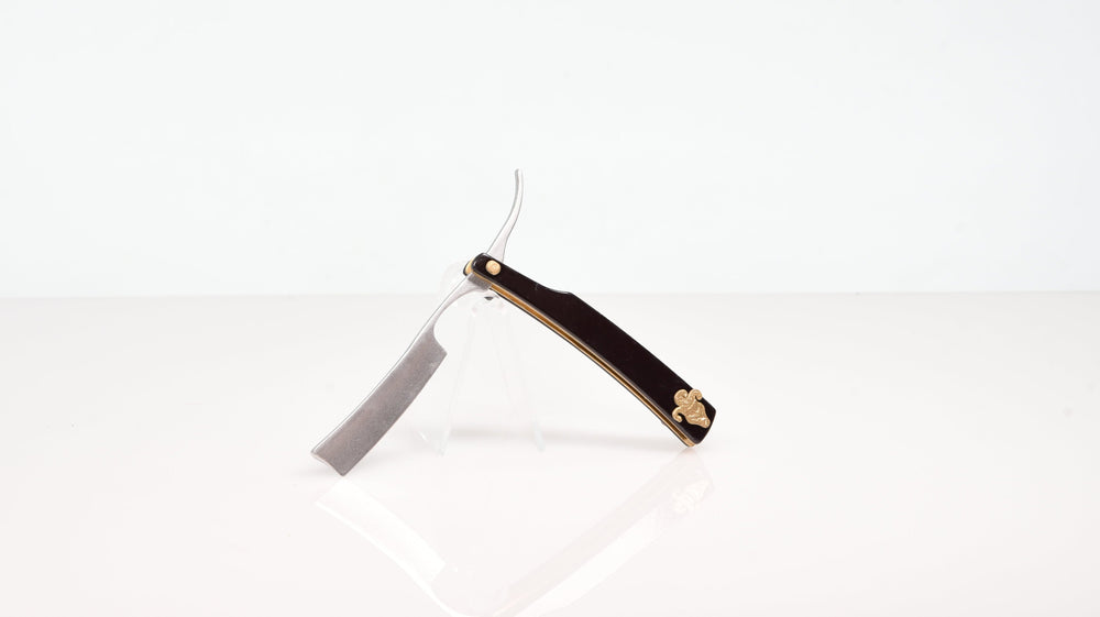 Joker Razor Prop (ONLINE ORDER ONLY)