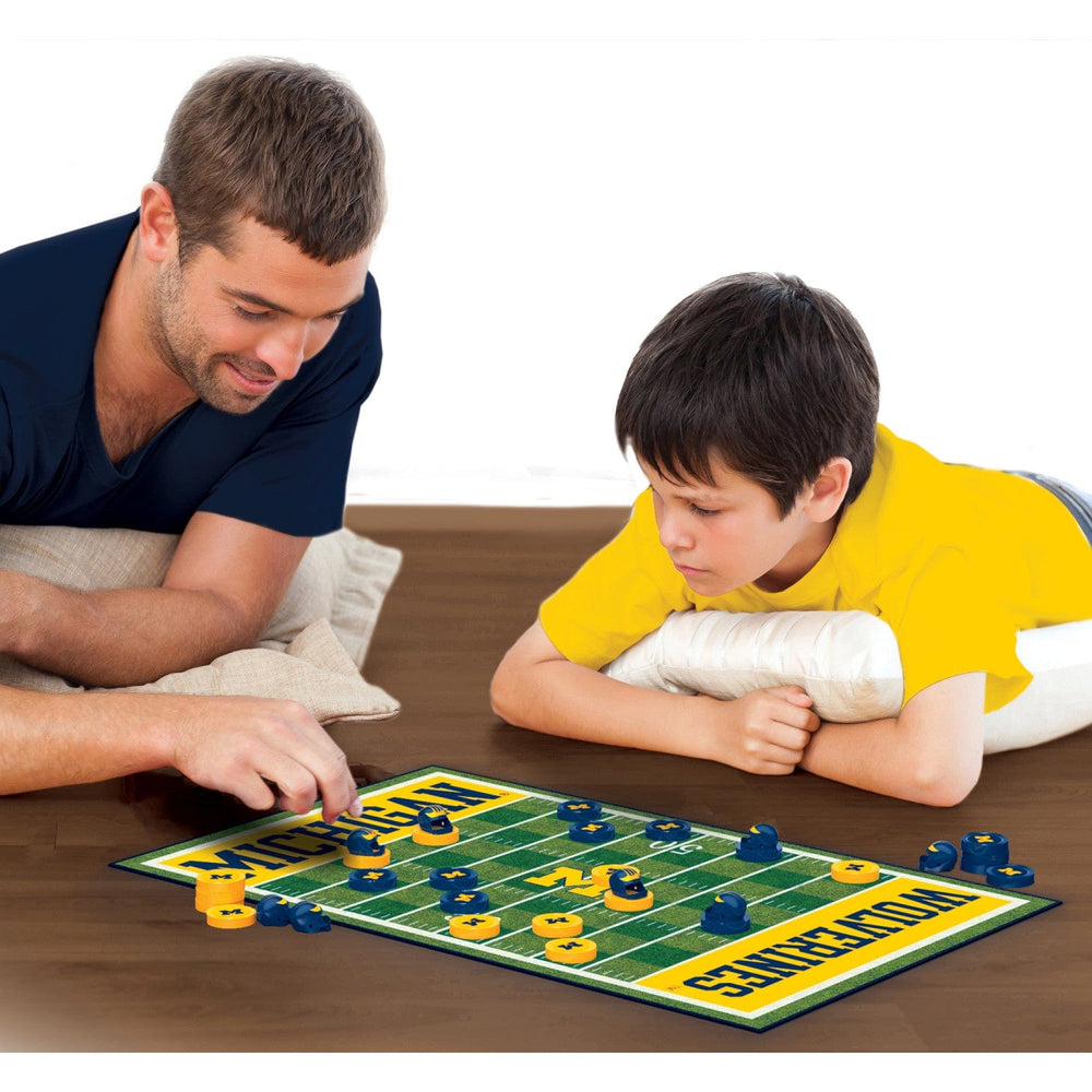 Michigan Wolverines Checkers Board Game (ONLINE ORDER ONLY)