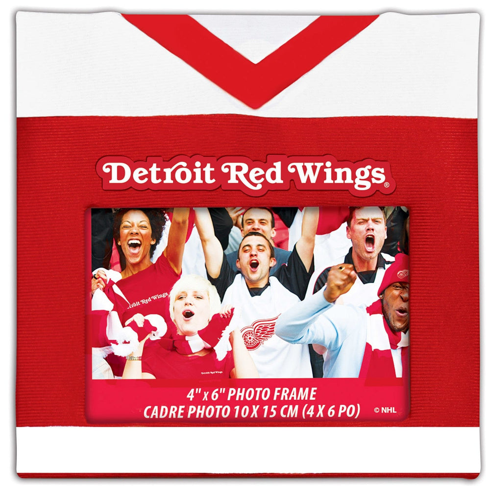Detroit Red Wings Uniformed Frame (ONLINE ORDER ONLY)