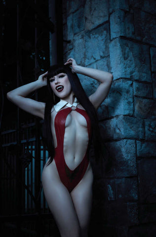 Vampirella vs Superpowers #4 Cover I 15 Copy Variant Edition Cosplay Virg